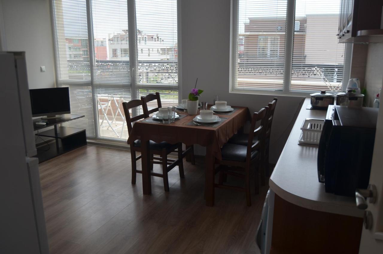 Divela 3 Apartments Nesebar Ngoại thất bức ảnh