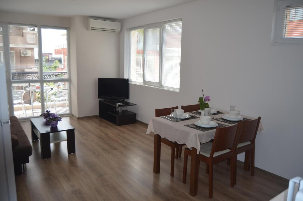 Divela 3 Apartments Nesebar Ngoại thất bức ảnh