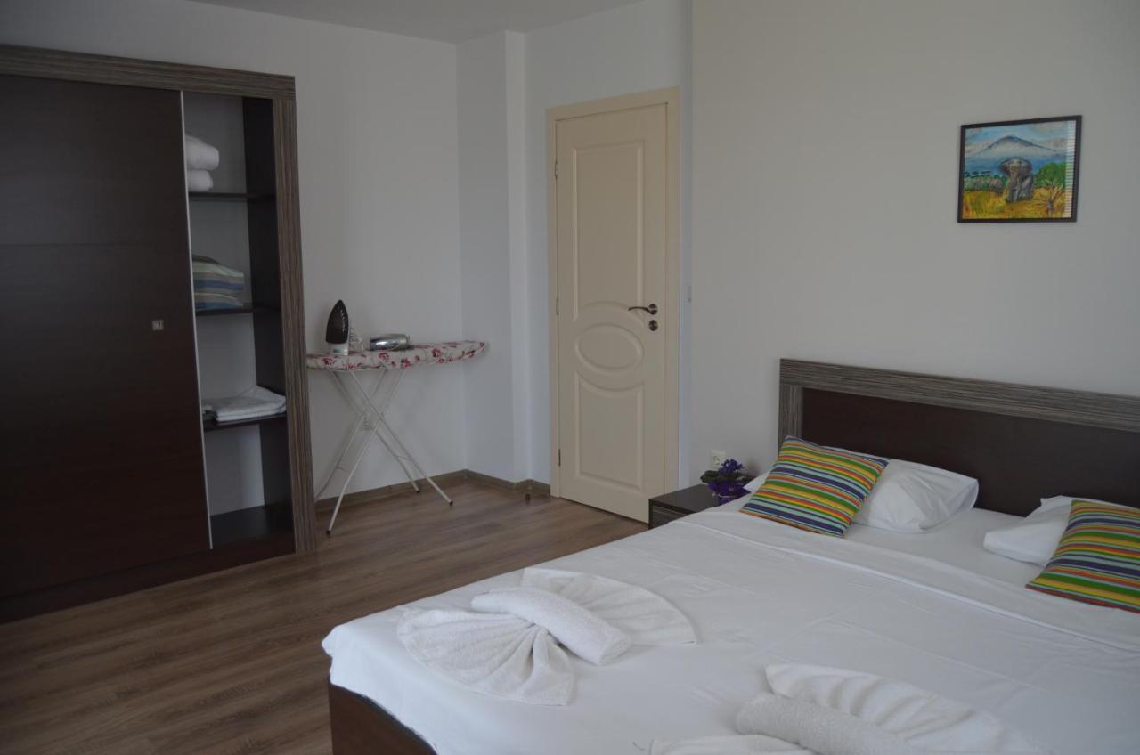 Divela 3 Apartments Nesebar Ngoại thất bức ảnh