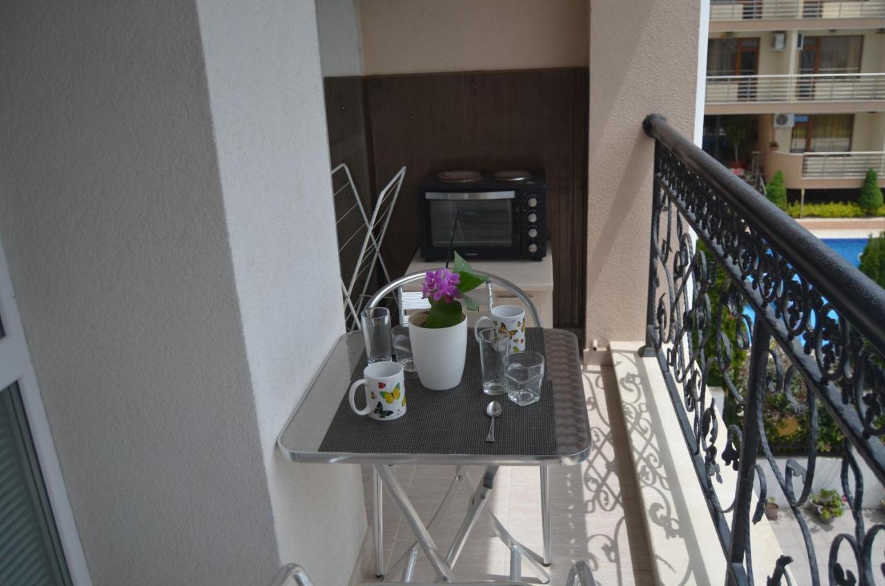 Divela 3 Apartments Nesebar Ngoại thất bức ảnh